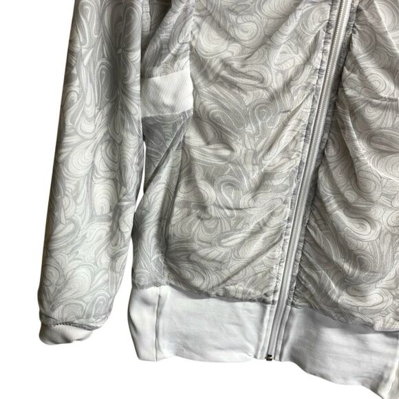 511. Lululemon reversible paisley print jacket size 4 - Picture 7 of 14